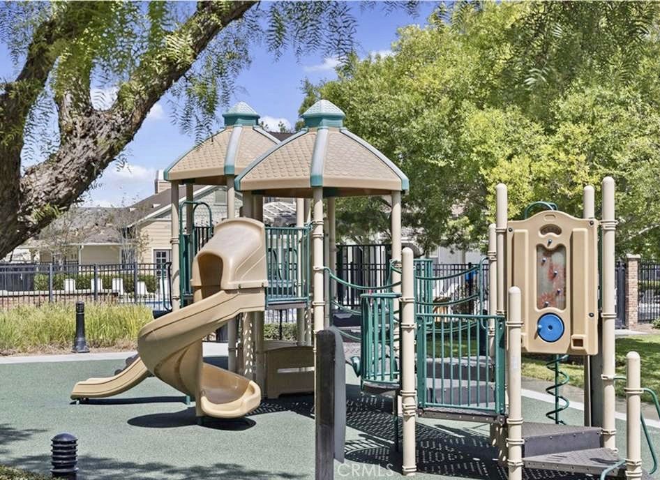 350 Flyers, Tustin, CA 92782 — MLS #OC26097091 — photo 2 of 11