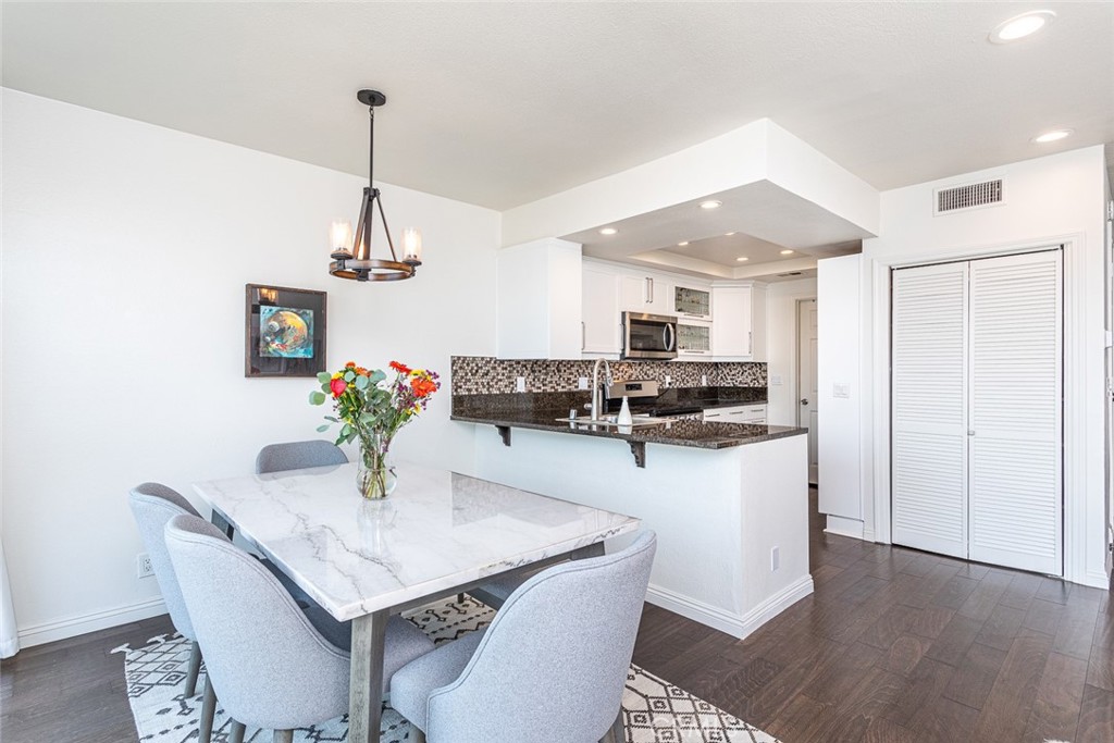 33422 Valley View Court Unit 5, Dana Point, CA 92629 — MLS #OC26109934 — photo 4 of 30
