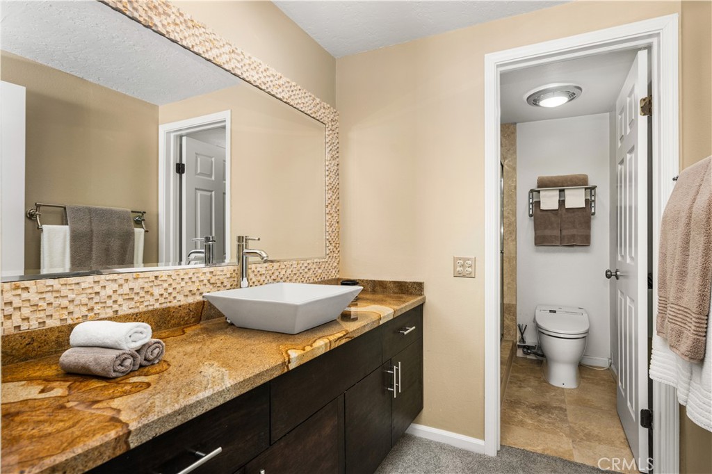 994 Bayside Cove, Newport Beach, CA 92660 — MLS #LG26116790 — photo 33 of 40
