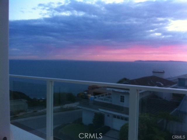 820 Acapulco Street, Laguna Beach, CA 92651 — MLS #OC26123726 — photo 3 of 38