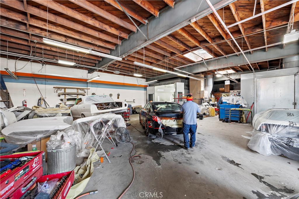 116 E 16th Street, Costa Mesa, CA 92627 — MLS #OC24093070 — photo 16 of 29