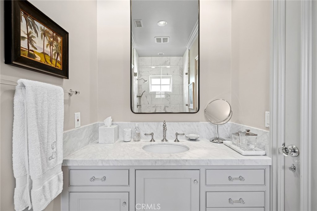 2601 Bayshore Drive, Newport Beach, CA 92663 — MLS #NP26015410 — photo 32 of 45