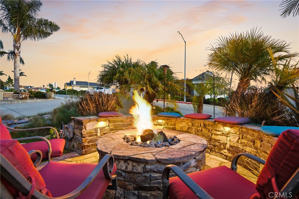 692 Shamrock, Pismo Beach, CA 93449 — MLS #PI26024986 — photo 4 of 75