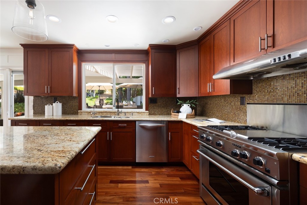 19122 Barrett Lane, North Tustin, CA 92705 — MLS #OC26177415 — photo 14 of 46