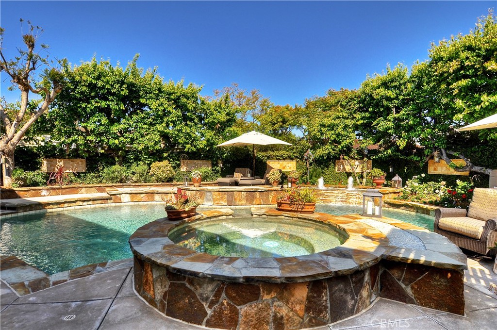 6 Twin Lakes Circle Circle, Corona Del Mar, CA 92625 — MLS #OC21074492 — photo 26 of 58