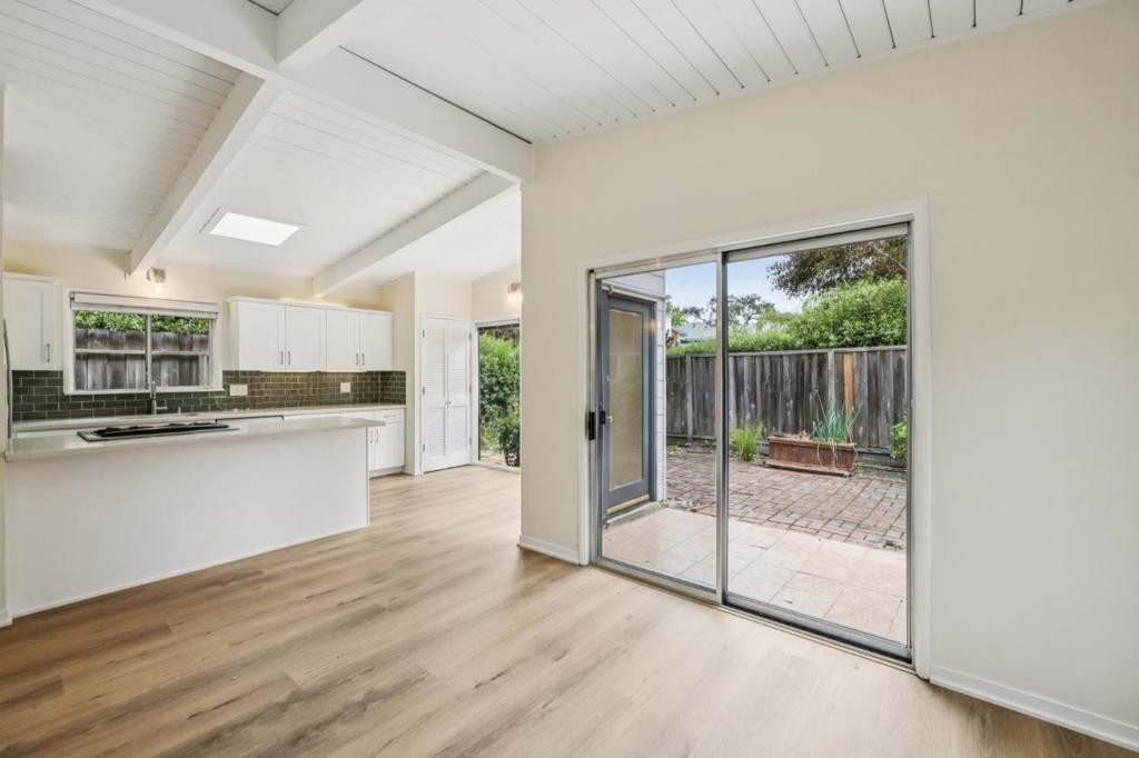 15451565 Stanford Avenue, Palo Alto, CA 94306 — MLS #ML82047211 — photo 21 of 46