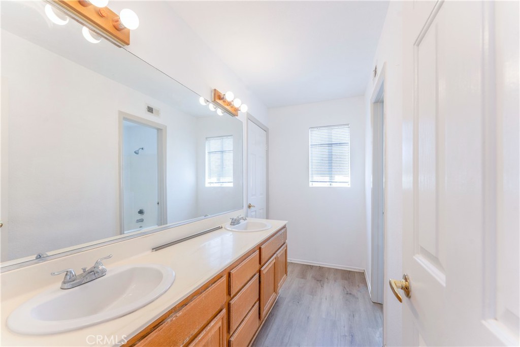 42966 Avenida Gato, Hemet, CA 92544 — MLS #OC26111714 — photo 24 of 39