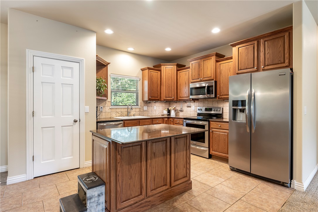 1 Brunswick Drive, Bella Vista, AR 72715 — MLS #1356393 — photo 3 of 37