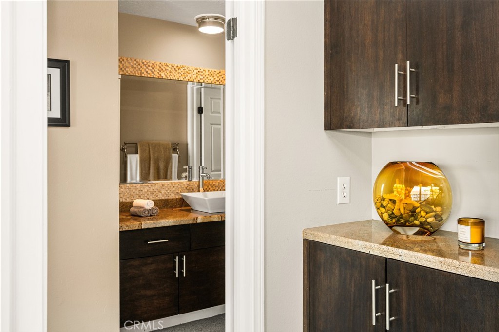 994 Bayside Cove, Newport Beach, CA 92660 — MLS #LG26116790 — photo 31 of 40