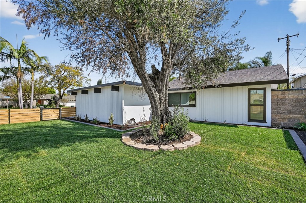 629 S Yorba, Orange, CA 92869 — MLS #OC26049237 — photo 24 of 27