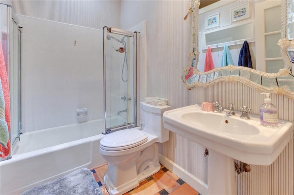 537 Vista Grande, Newport Beach, CA 92660 — MLS #NP26137040 — photo 28 of 39
