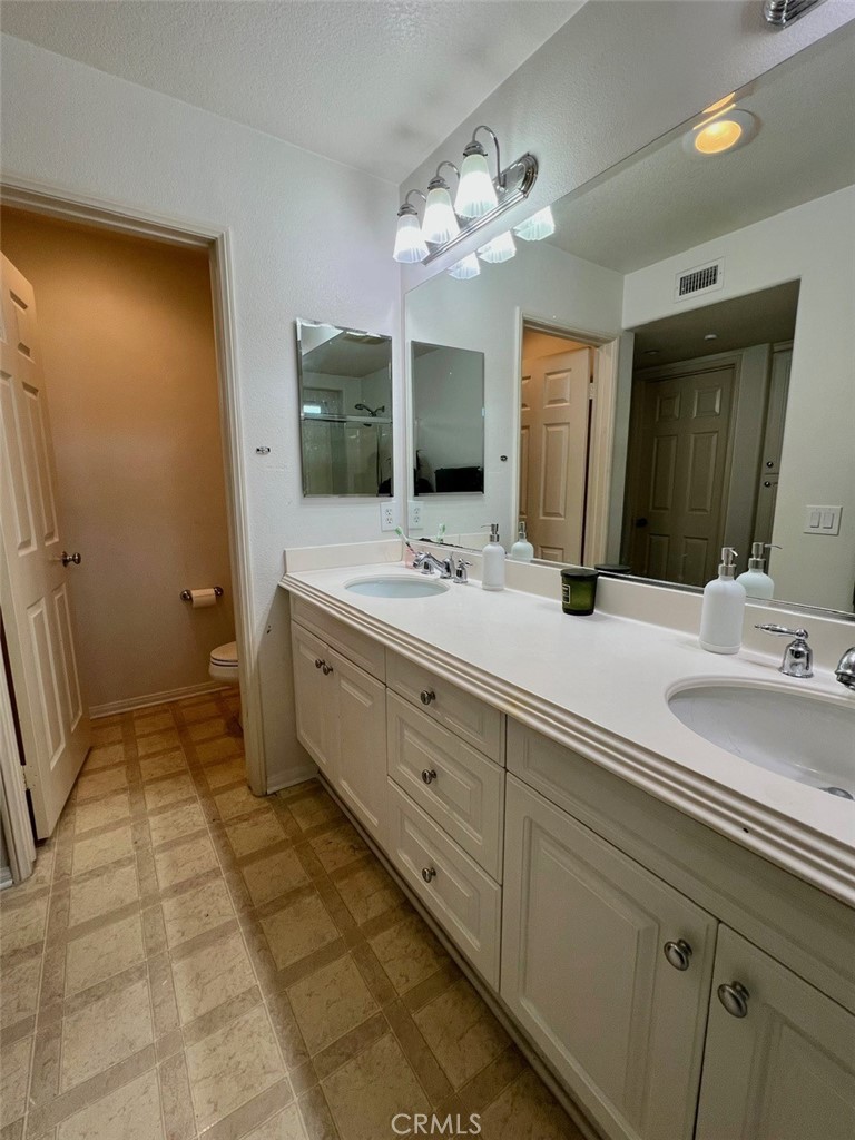 350 Flyers, Tustin, CA 92782 — MLS #OC26097091 — photo 7 of 11