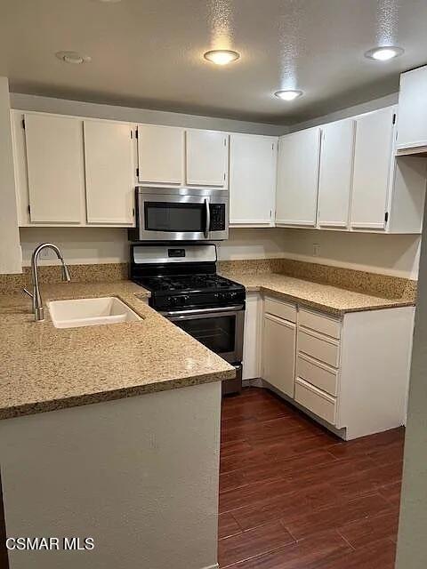4240 Lost Hills Road Unit 202, Agoura Hills, CA 91301 — MLS #226002306 — photo 18 of 27