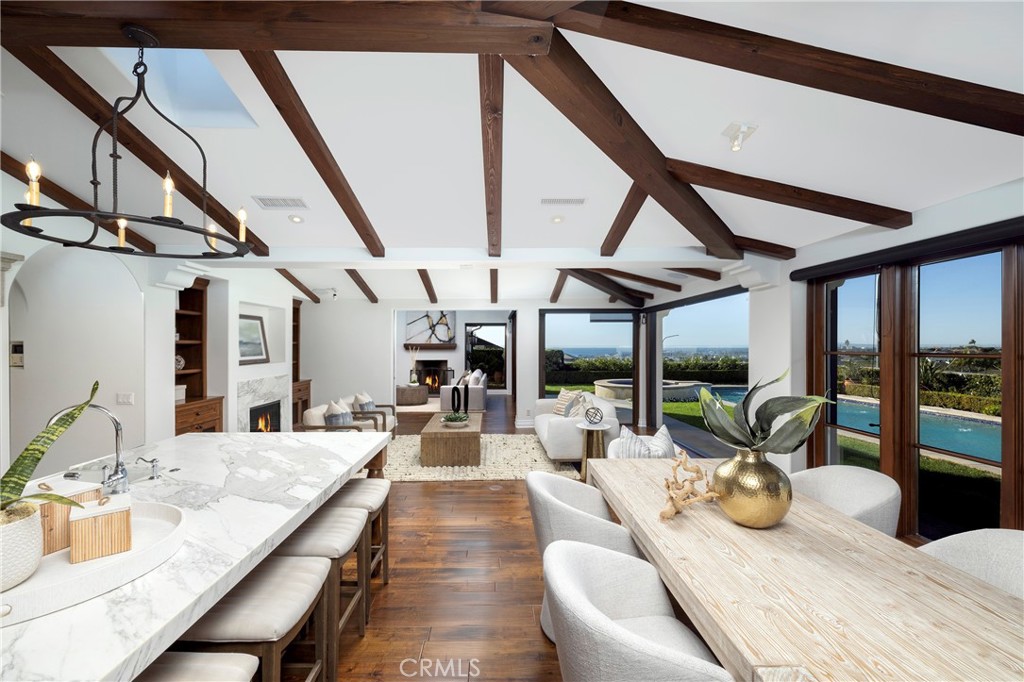 1033 Tiller, Corona Del Mar, CA 92625 — MLS #NP25278283 — photo 5 of 44
