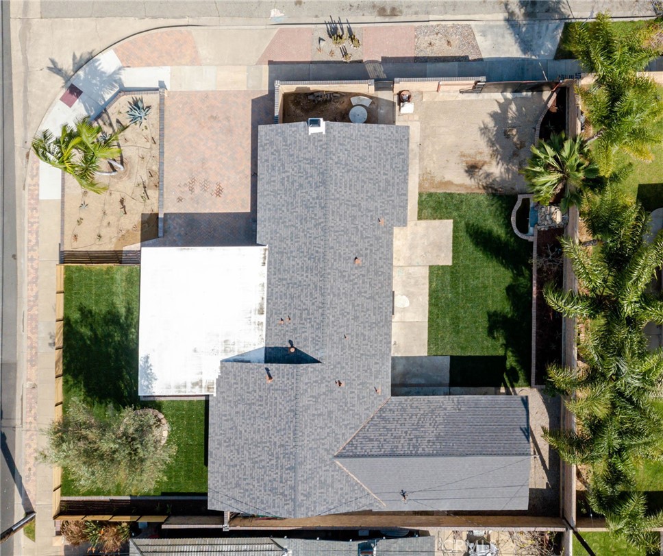 629 S Yorba, Orange, CA 92869 — MLS #OC26049237 — photo 4 of 27