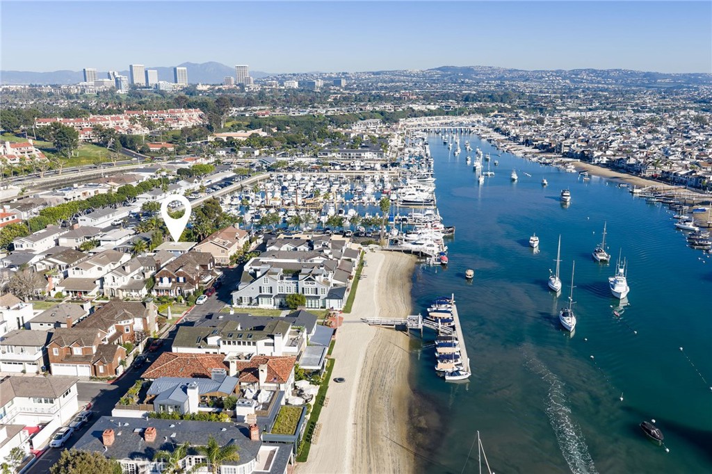 65 Beacon Bay, Newport Beach, CA 92660 — MLS #NP26013209 — photo 8 of 15