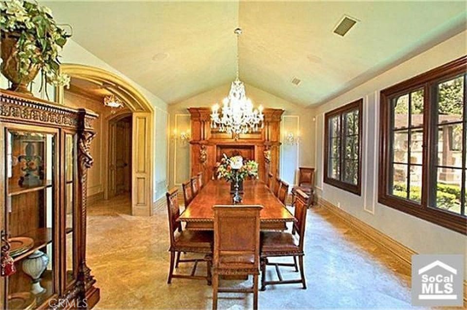 26121 Calle Roberto, San Juan Capistrano, CA 92675 — MLS #OC18007771 — photo 4 of 22
