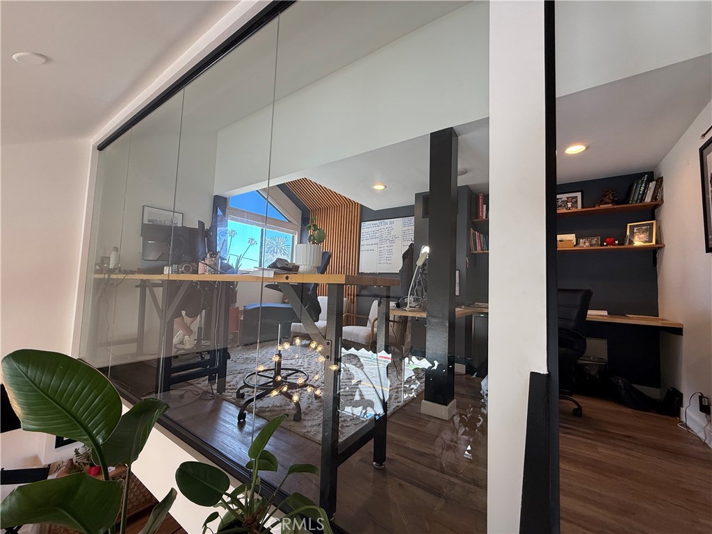 2734 E Broadway Unit 7, Long Beach, CA 90803 — MLS #PW26096460 — photo 13 of 21