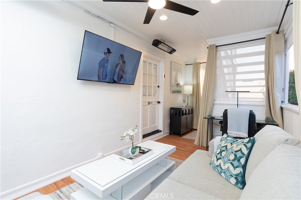 464 Bent Street Unit B, Laguna Beach, CA 92651 — MLS #LG26042035 — photo 21 of 37