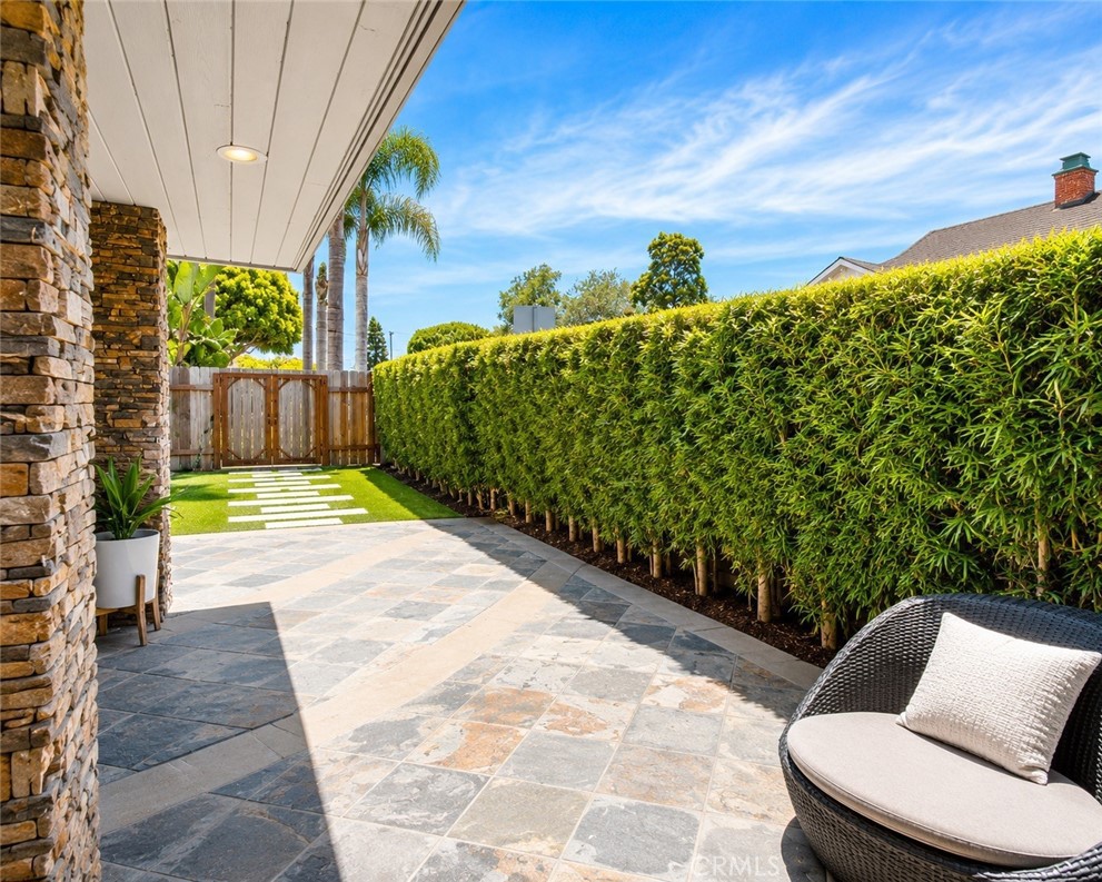 501 Aliso Ave., Newport Beach, CA 92663 — MLS #NP26084748 — photo 6 of 20