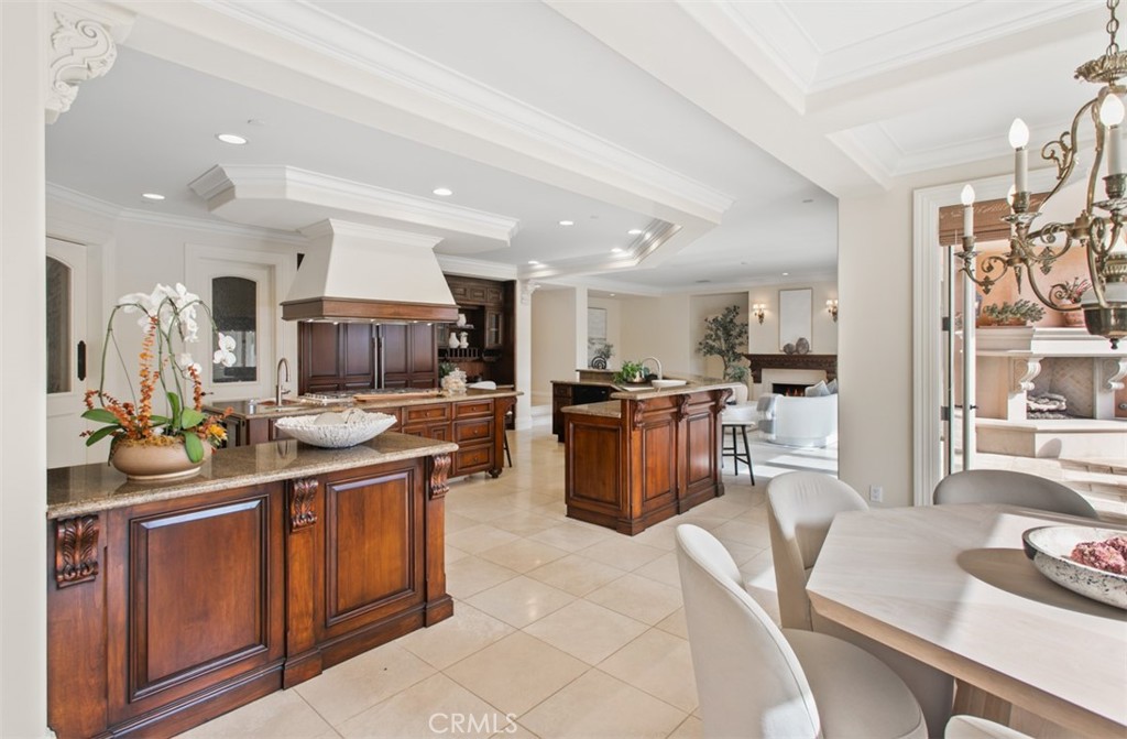 11 Shoreview, Newport Coast, CA 92657 — MLS #OC25265825 — photo 19 of 71