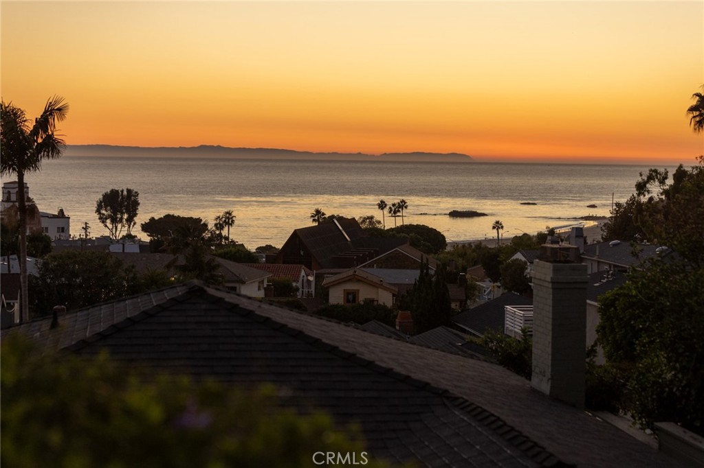 464 Bent Street Unit B, Laguna Beach, CA 92651 — MLS #LG26042035 — photo 35 of 37